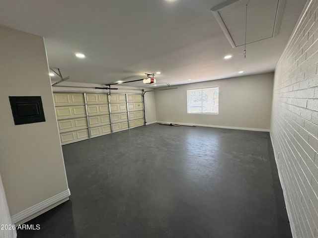 18212 N 43rd Place, Phoenix, AZ 85032