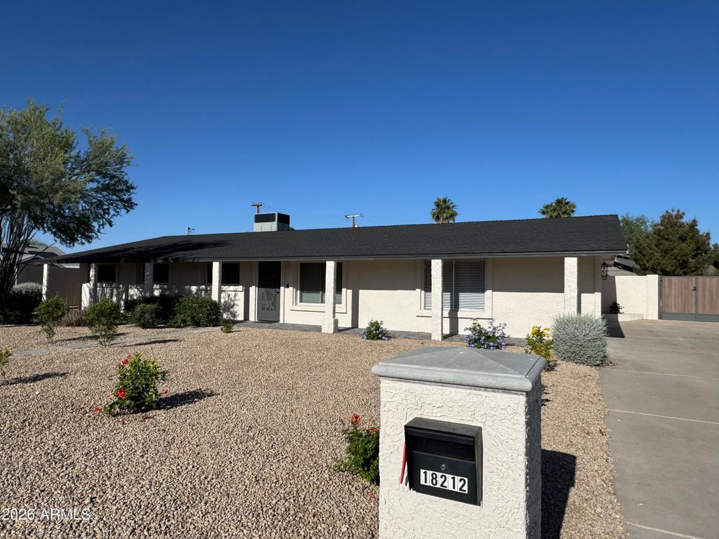 18212 N 43rd Place, Phoenix, AZ 85032