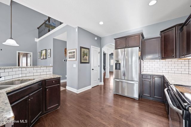 317 Bear Run, Maple Hill, NC 28454