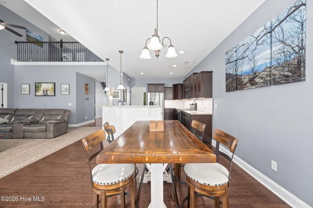 317 Bear Run, Maple Hill, NC 28454