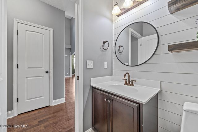 317 Bear Run, Maple Hill, NC 28454