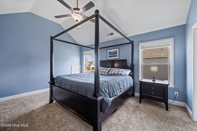 317 Bear Run, Maple Hill, NC 28454