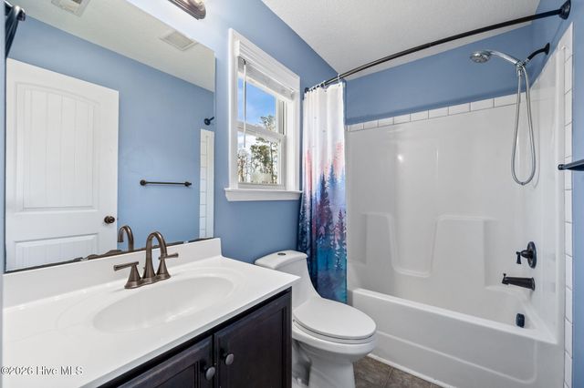 317 Bear Run, Maple Hill, NC 28454