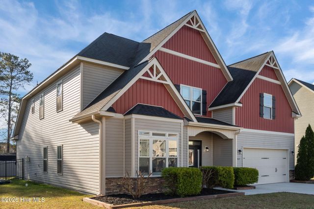 317 Bear Run, Maple Hill, NC 28454