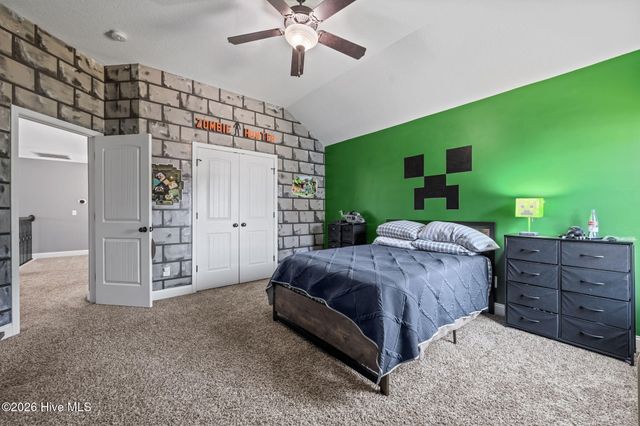 317 Bear Run, Maple Hill, NC 28454