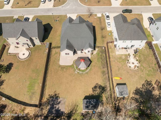 317 Bear Run, Maple Hill, NC 28454