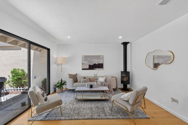 7642 Arbor Creek Circle, Dublin, CA 94568