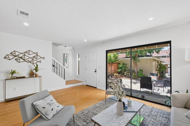 7642 Arbor Creek Circle, Dublin, CA 94568