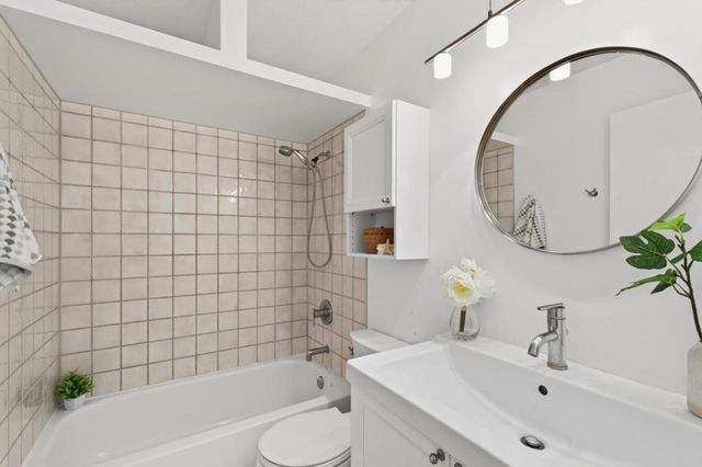 7642 Arbor Creek Circle, Dublin, CA 94568
