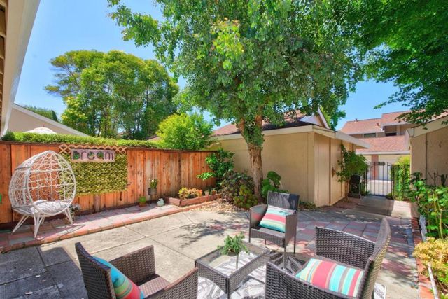 7642 Arbor Creek Circle, Dublin, CA 94568