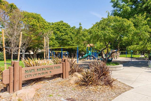 7642 Arbor Creek Circle, Dublin, CA 94568