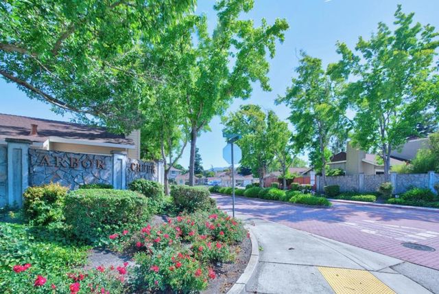 7642 Arbor Creek Circle, Dublin, CA 94568