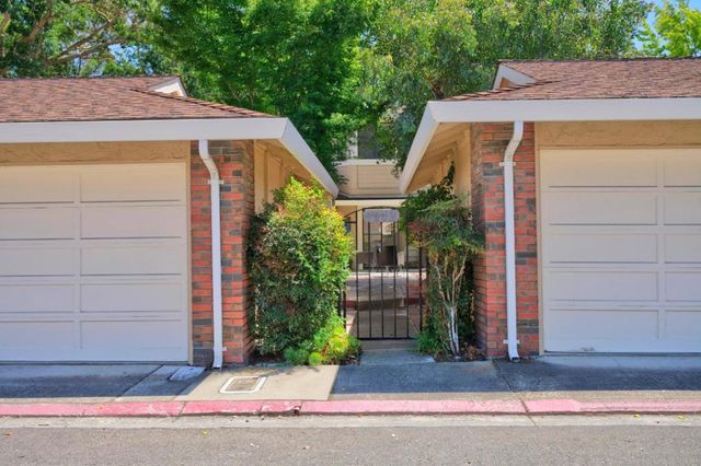 7642 Arbor Creek Circle, Dublin, CA 94568