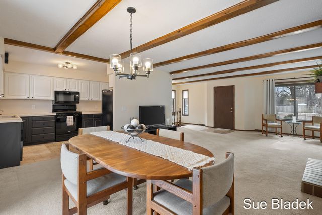 2645 Cascade Road Se, Grand Rapids Twp, MI 49506