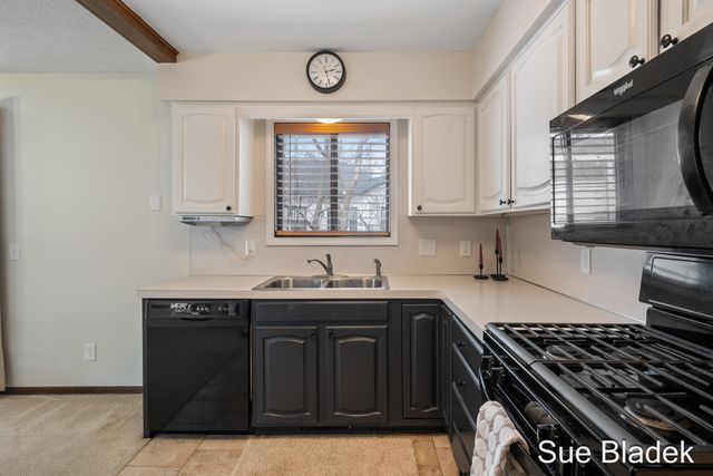 2645 Cascade Road Se, Grand Rapids Twp, MI 49506