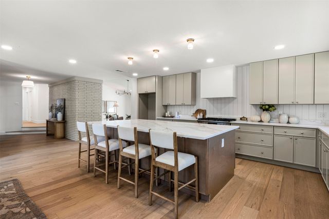 6757 Orangewood Drive, Dallas, TX 75248