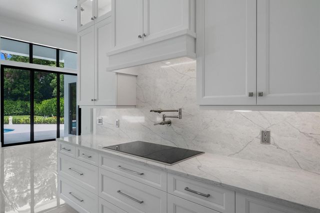 1712 Mayacoo Lakes Boulevard, West Palm Beach, FL 33411