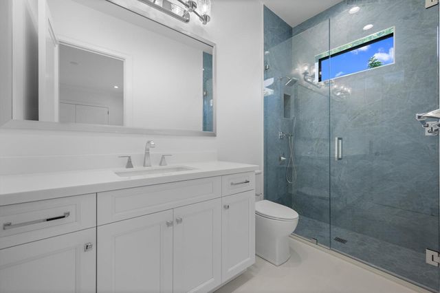 1712 Mayacoo Lakes Boulevard, West Palm Beach, FL 33411
