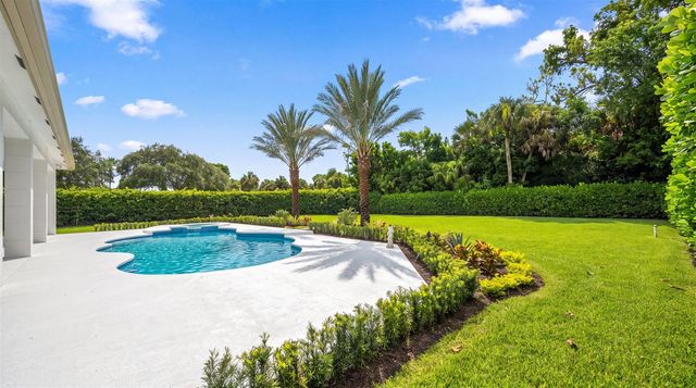 1712 Mayacoo Lakes Boulevard, West Palm Beach, FL 33411