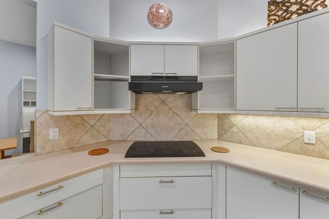 24 BAY POINTE DRIVE, Ormond Beach, FL 32174