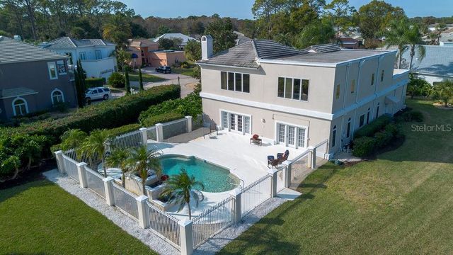 24 BAY POINTE DRIVE, Ormond Beach, FL 32174