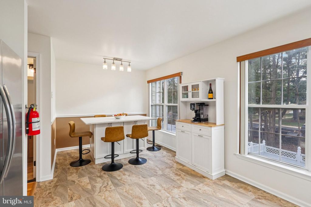 Image 20 of property listing at 9 ALEXANDRA CT, Marlton, NJ 08053