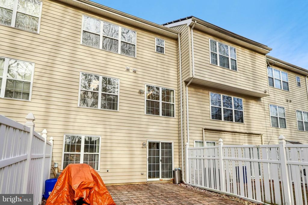 Image 38 of property listing at 9 ALEXANDRA CT, Marlton, NJ 08053