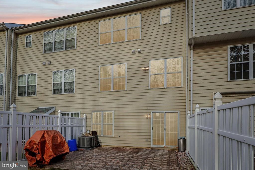 Image 41 of property listing at 9 ALEXANDRA CT, Marlton, NJ 08053