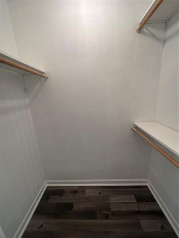 2814 S Bartell Drive 13, Houston, TX 77054