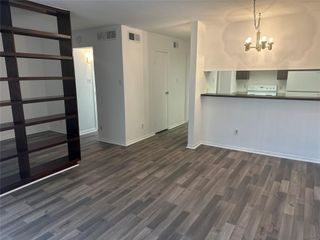 2814 S Bartell Drive 13, Houston, TX 77054