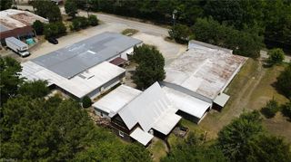 145 Bonnie Regan Road, Thomasville, NC 27360