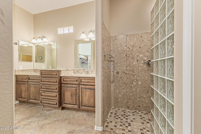 11227 E ONZA Avenue, Mesa, AZ 85212