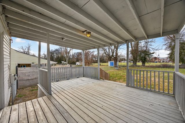 2813 Faircourt St, Hopkinsville, KY 42240