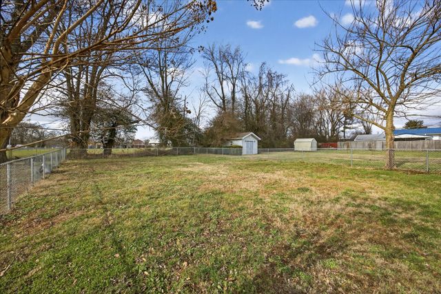 2813 Faircourt St, Hopkinsville, KY 42240