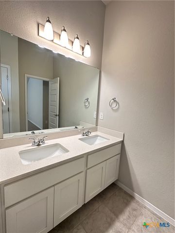 152 Shugart Street, San Marcos, TX 78666