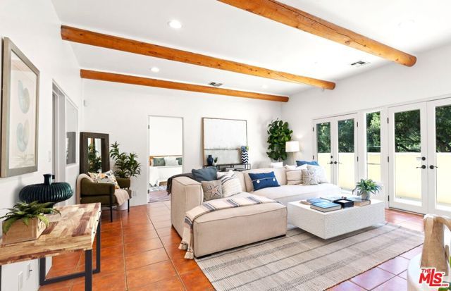 25648 Timpangos Drive, Calabasas, CA 91302