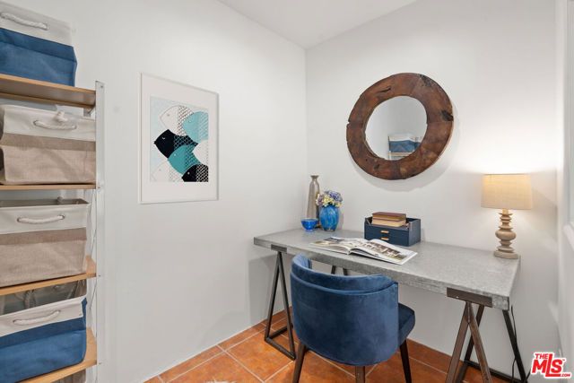 25648 Timpangos Drive, Calabasas, CA 91302