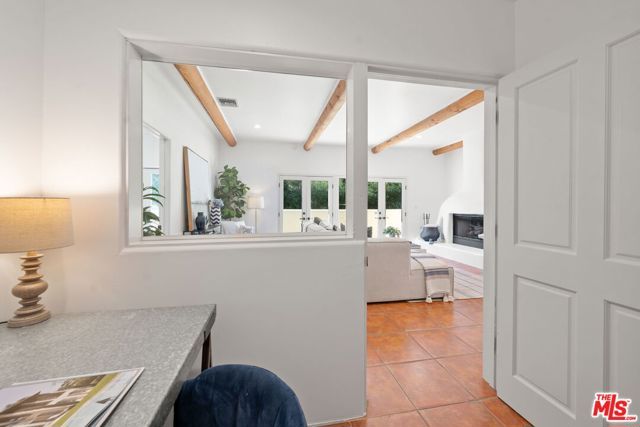 25648 Timpangos Drive, Calabasas, CA 91302