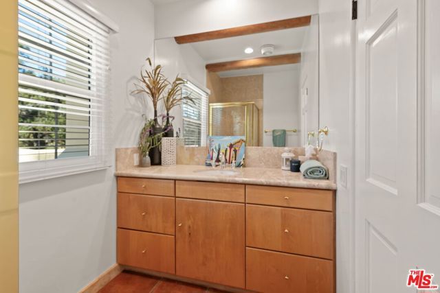 25648 Timpangos Drive, Calabasas, CA 91302