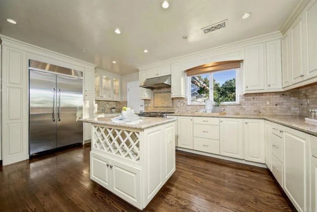 5795 Waverly Avenue, La Jolla, CA 92037