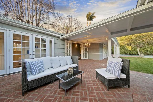 5795 Waverly Avenue, La Jolla, CA 92037