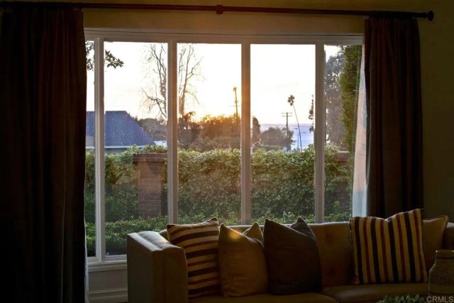 5795 Waverly Avenue, La Jolla, CA 92037