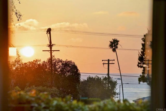 5795 Waverly Avenue, La Jolla, CA 92037