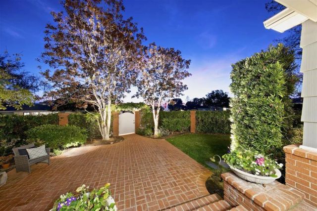 5795 Waverly Avenue, La Jolla, CA 92037