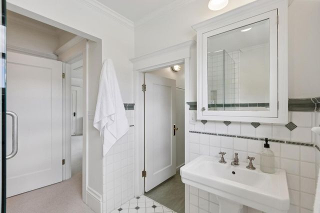 115 Glenridge Avenue, Los Gatos, CA 95030