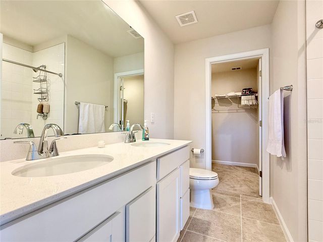 1188 PORT BLUE WAY, Lady Lake, FL 32159