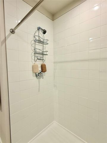 1188 PORT BLUE WAY, Lady Lake, FL 32159