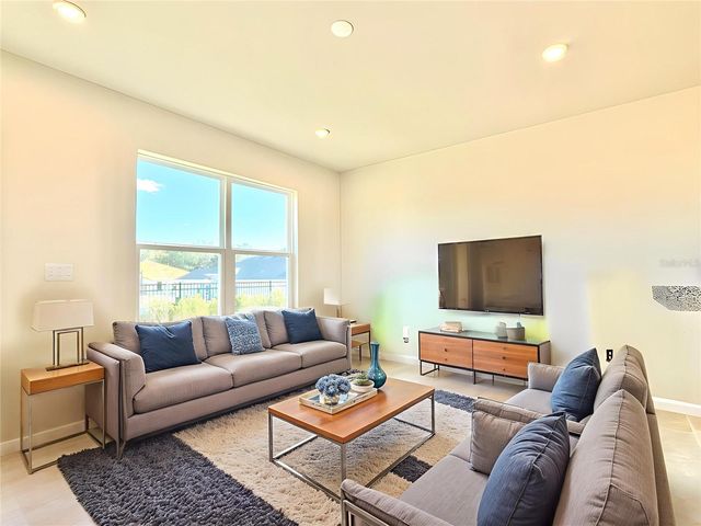 1188 PORT BLUE WAY, Lady Lake, FL 32159