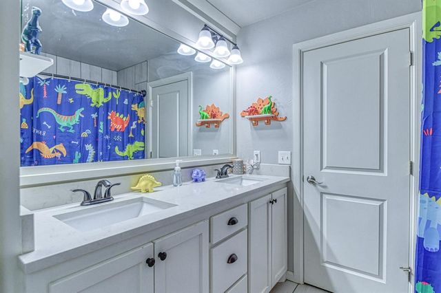 1616 Pendleton Place, Moore, OK 73160