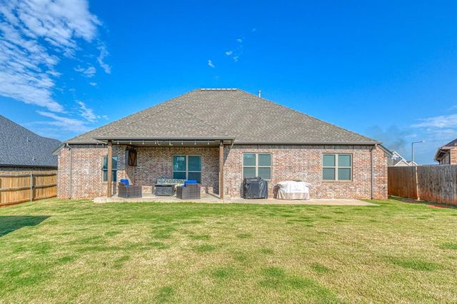 1616 Pendleton Place, Moore, OK 73160